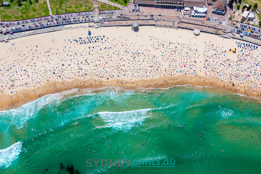Crazy Bondi Beach - 200301-A917